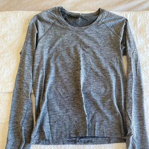 Lululemon Swiftly Tech Long Sleeve Race Length
